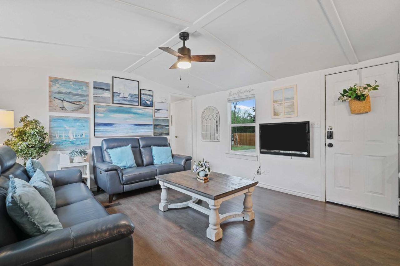 Pet-Friendly Lake Dallas Home Near Lewisville Lake Εξωτερικό φωτογραφία