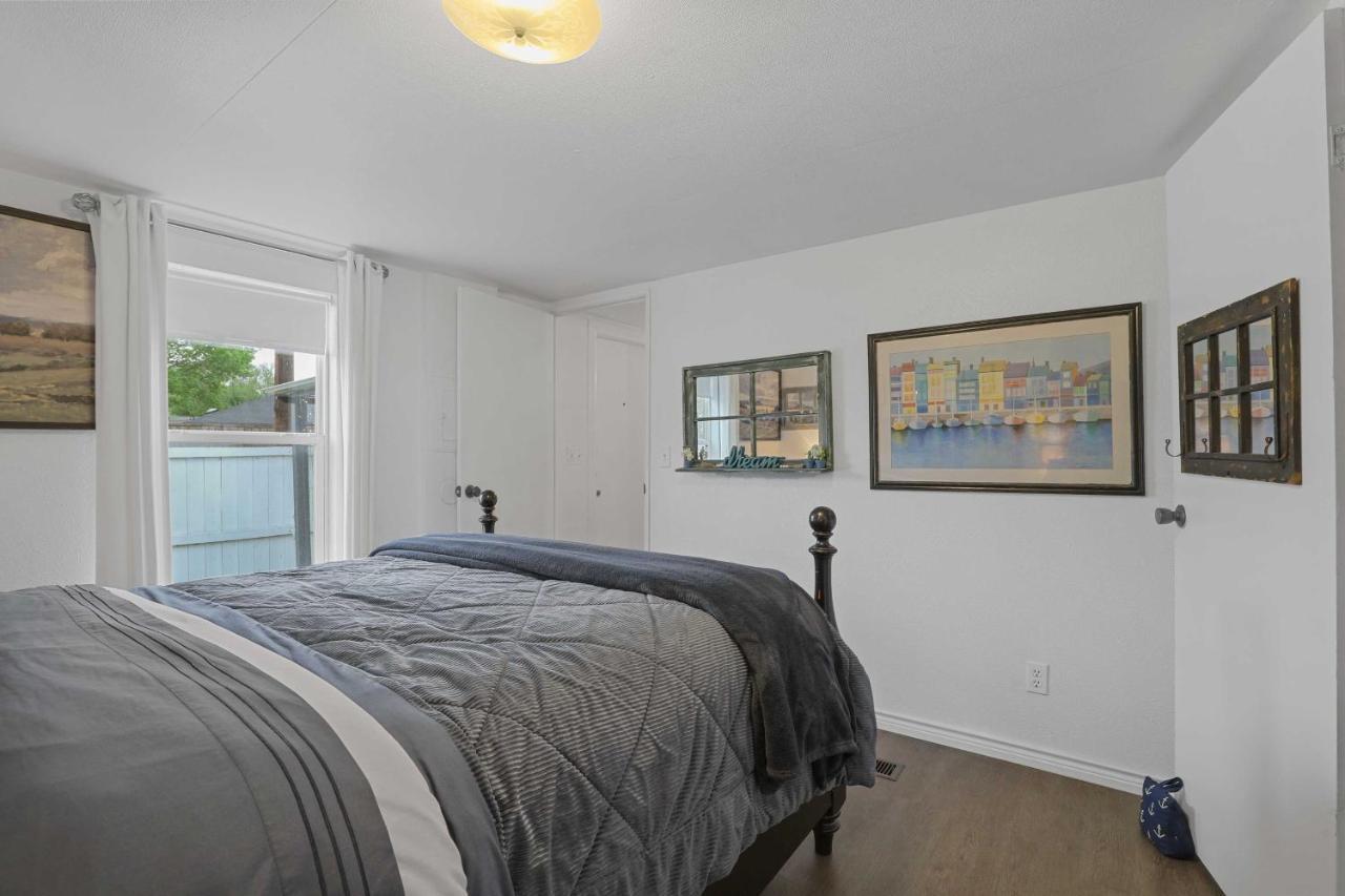 Pet-Friendly Lake Dallas Home Near Lewisville Lake Εξωτερικό φωτογραφία